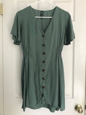 Zara green flutter sleeve mini dress